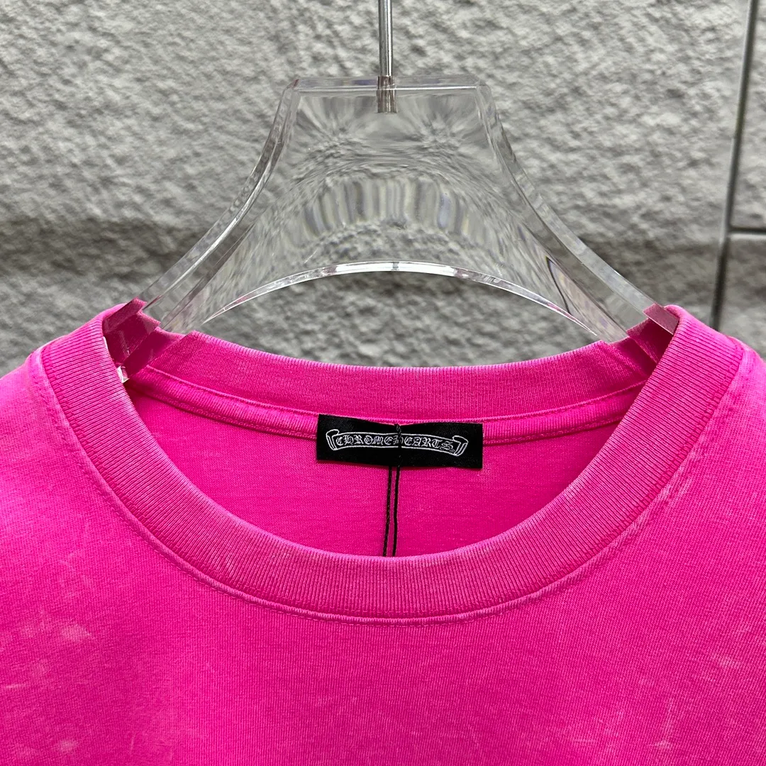 🅿️180 CH* Crow Heart* 2025 spring and summer new style Snowflake distressed washed retro round neck short sleeves Chest and front logo Front and back cross horseshoe print Customized fabric Short-sleeved T-shirt Unisex Size: S M L XL XXL Color: Snowflake Black Snowflake Gray Snowflake Pink Snowflake Blue